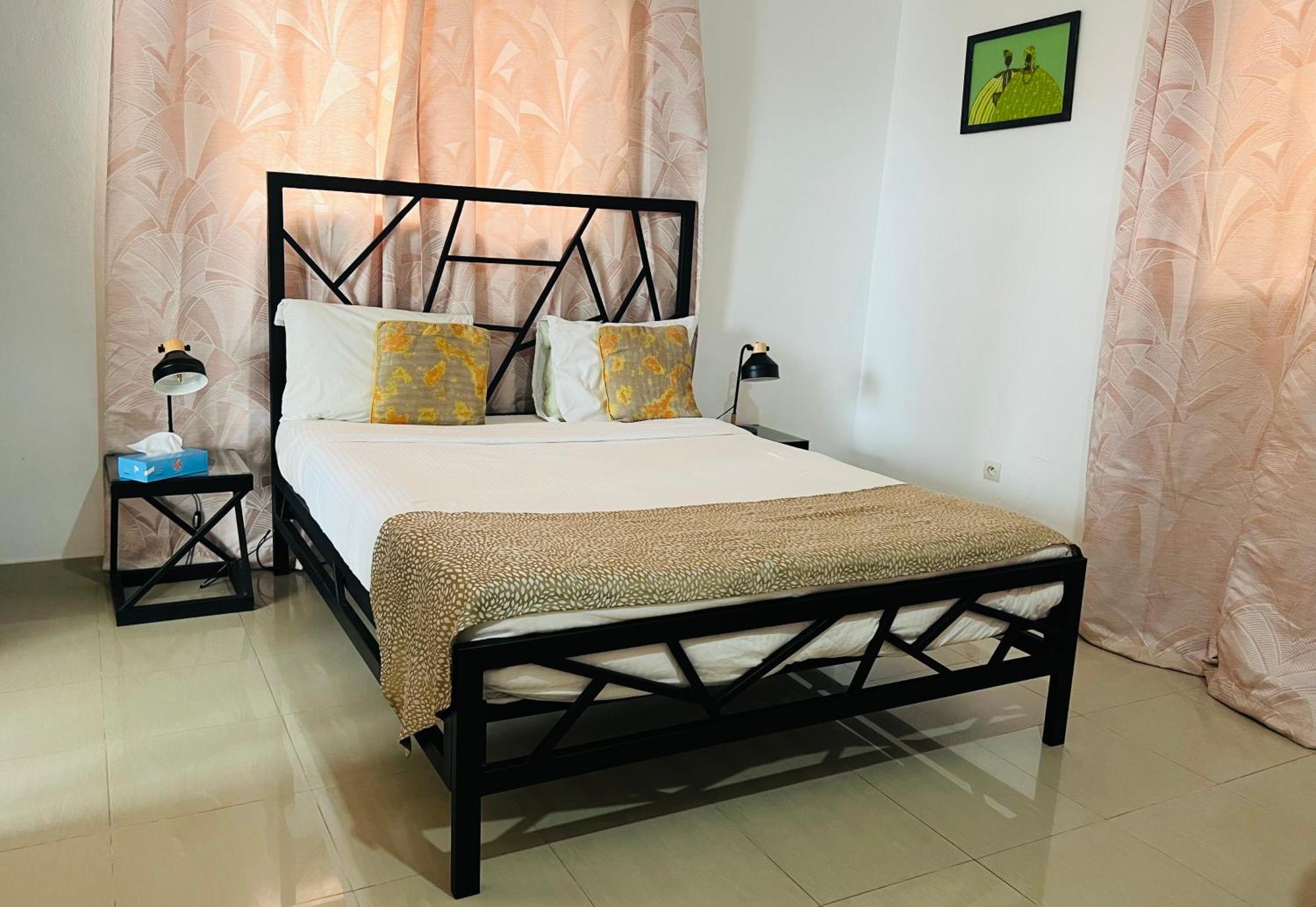 ILLIYIN Boutique Hotel Dakar Extérieur photo