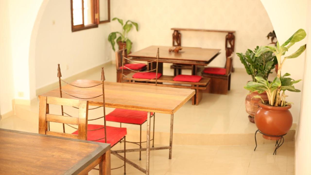 ILLIYIN Boutique Hotel Dakar Extérieur photo