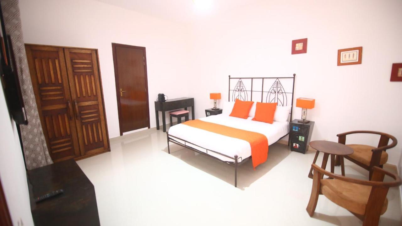 ILLIYIN Boutique Hotel Dakar Extérieur photo
