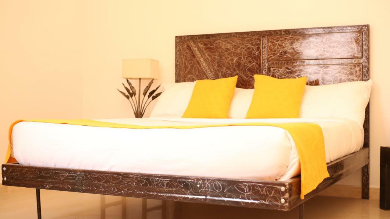 ILLIYIN Boutique Hotel Dakar Extérieur photo
